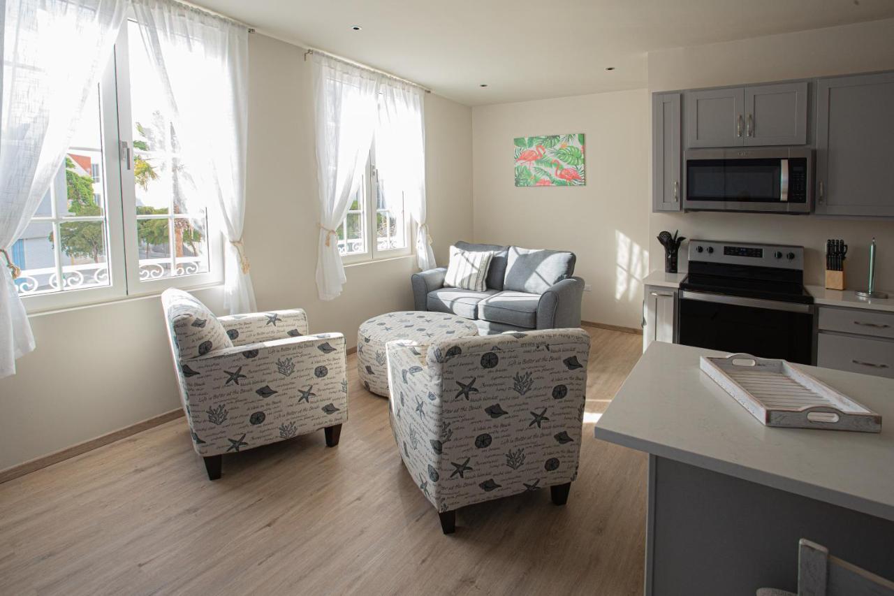 Oranjestad City Suites ภายนอก รูปภาพ